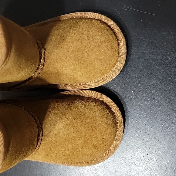 UGG Koolaberra Classic II Weather Short chestnut color boots size 6 - Picture 6 of 12